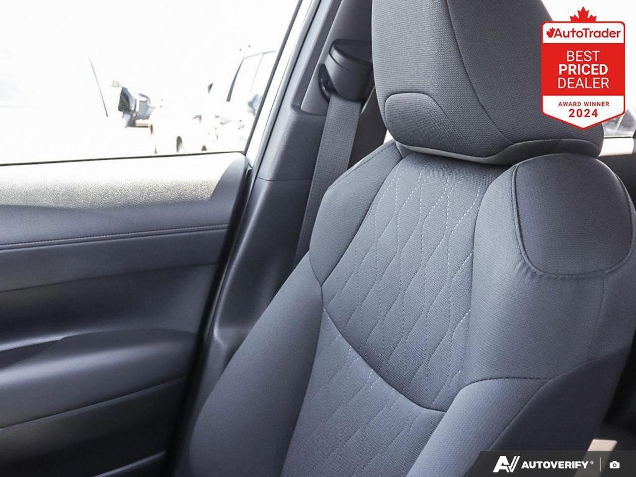 2025 Toyota Corolla Cross LE 4dr All-Wheel Drive Photo