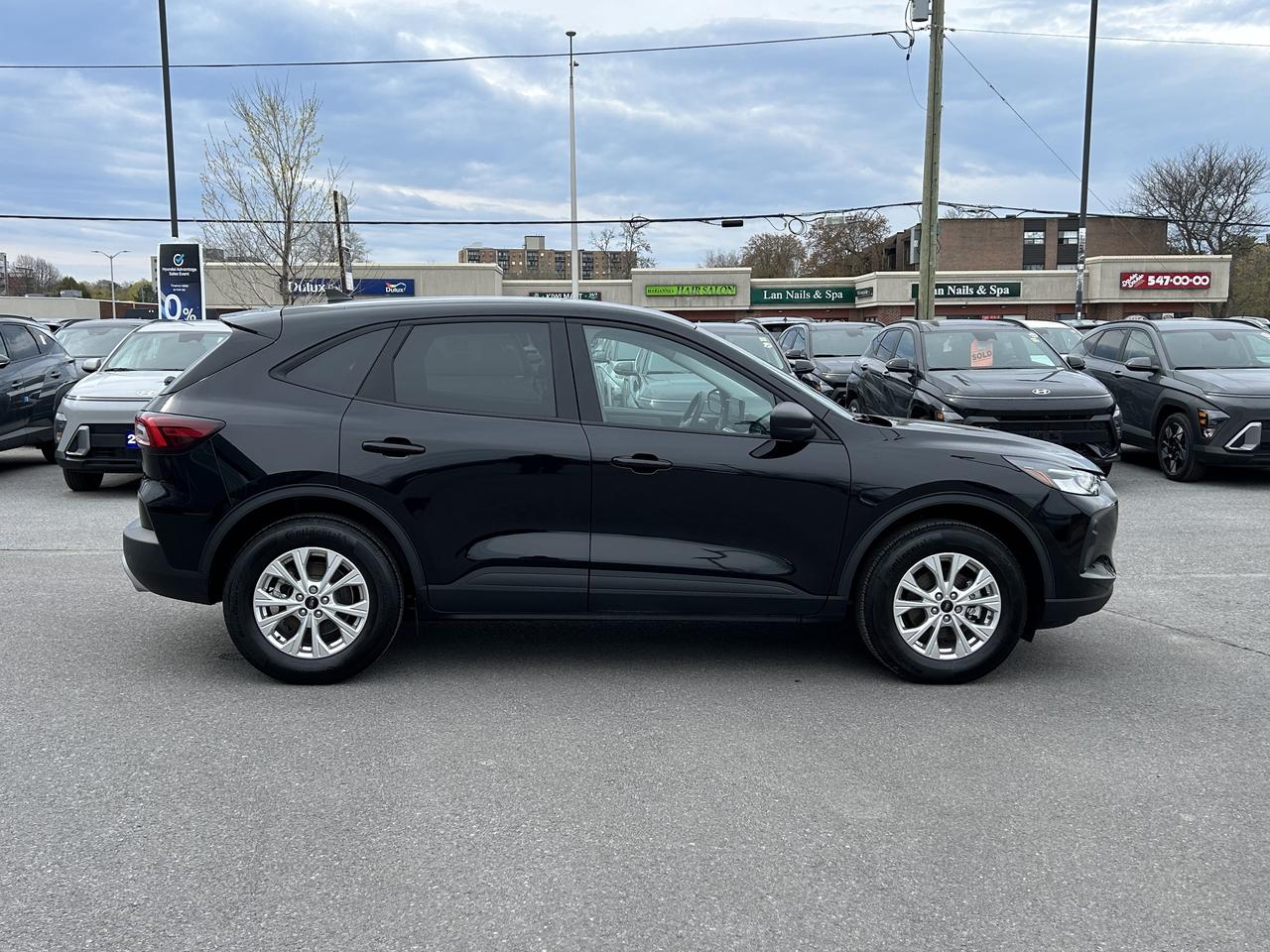 2025 Ford Escape Active AWD Photo
