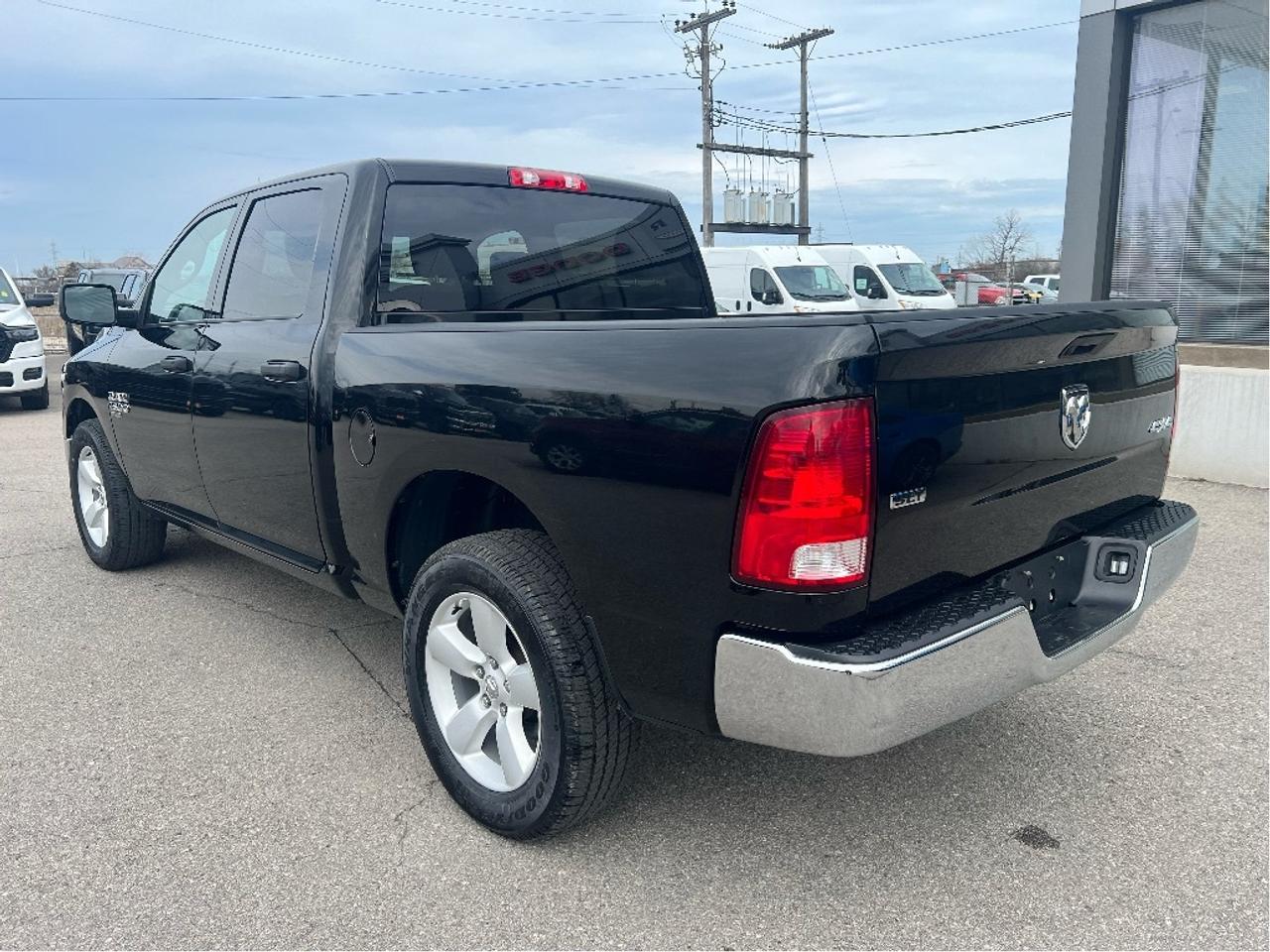 2023 RAM 1500 Classic SLT 4x4 Crew Cab 5'7  Box Photo