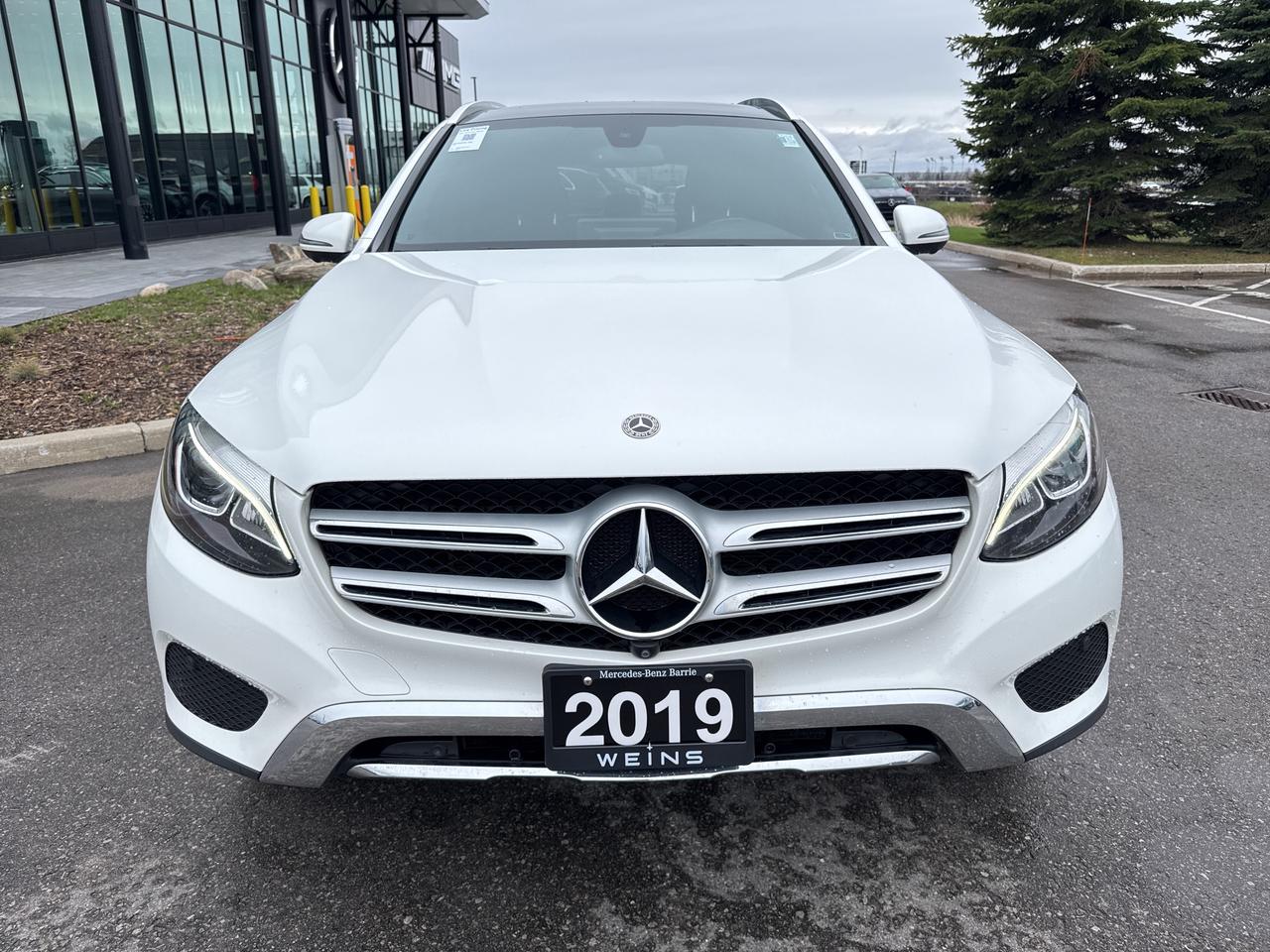 2019 Mercedes-Benz GLC 4MATIC® Photo2