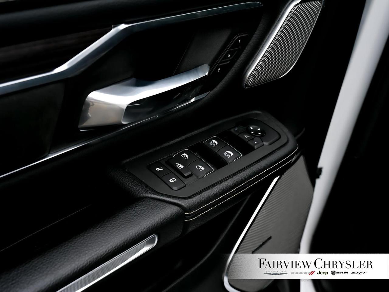 2025 RAM 1500 Laramie SPORT   LEVEL 2   DUAL PANO ROOF   TECH PK Photo