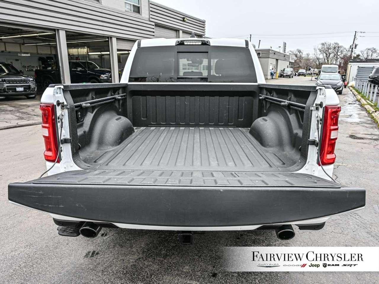 2025 RAM 1500 Laramie 4x4 Crew Cab 5'7 Box SPORT   LEVEL 2   DUAL PANO ROOF   TECH PKG   PWR BOARDS   CARPLAY Photo