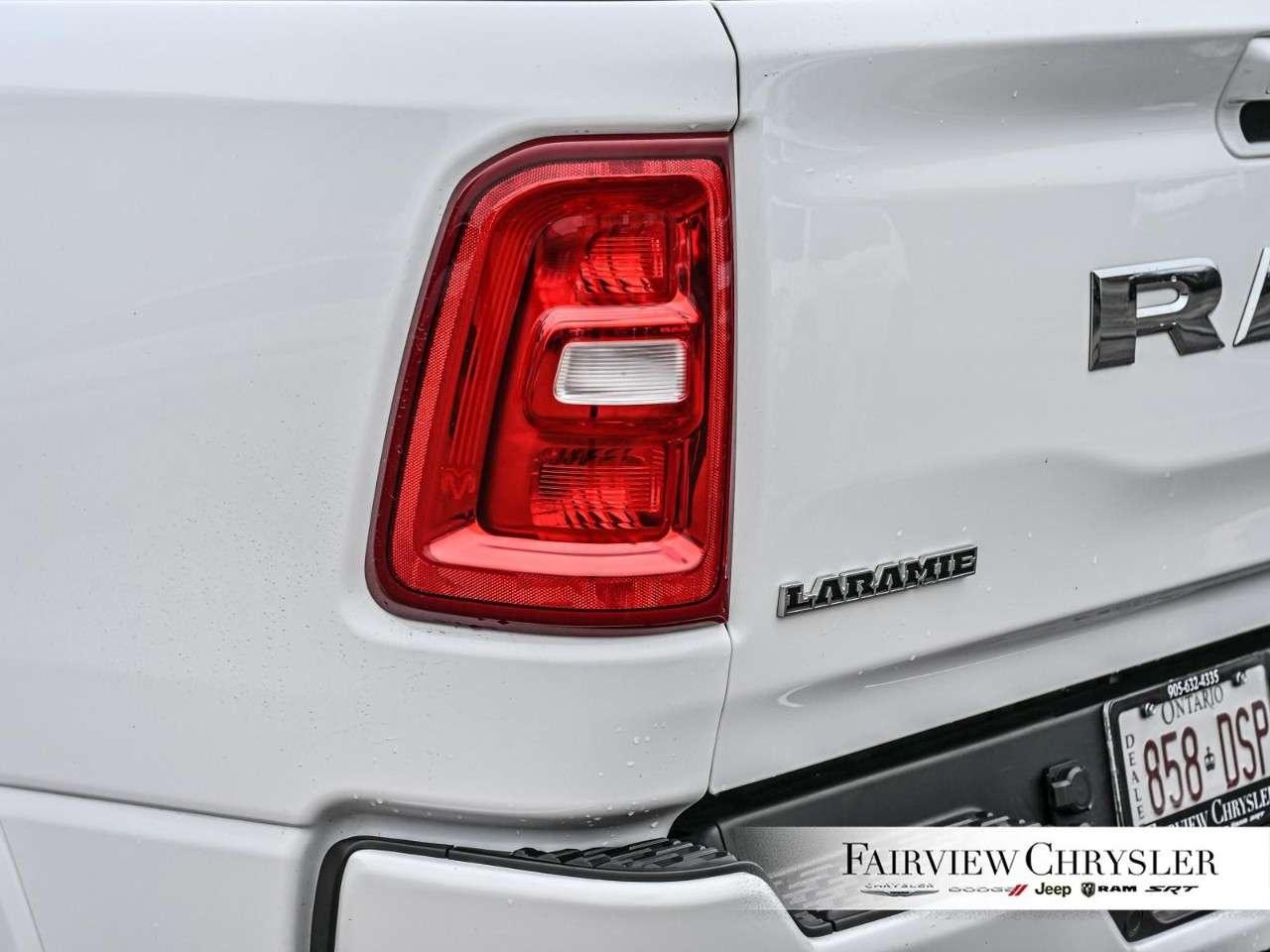 2025 RAM 1500 Laramie 4x4 Crew Cab 5'7 Box SPORT   LEVEL 2   DUAL PANO ROOF   TECH PKG   PWR BOARDS   CARPLAY Photo