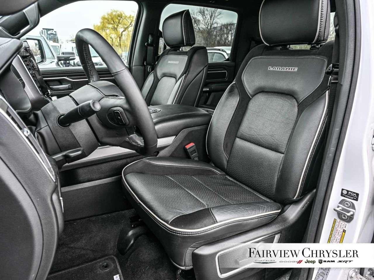 2025 RAM 1500 Laramie 4x4 Crew Cab 5'7 Box SPORT   LEVEL 2   DUAL PANO ROOF   TECH PKG   PWR BOARDS   CARPLAY Photo