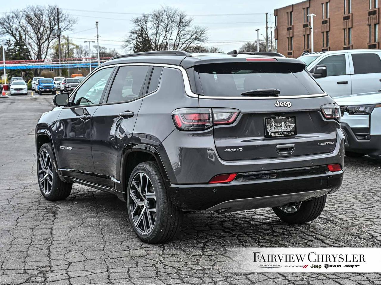 2024 Jeep Compass Limited ELITE PKG   NAV   PWR TAILGATE   CARPLAY Photo