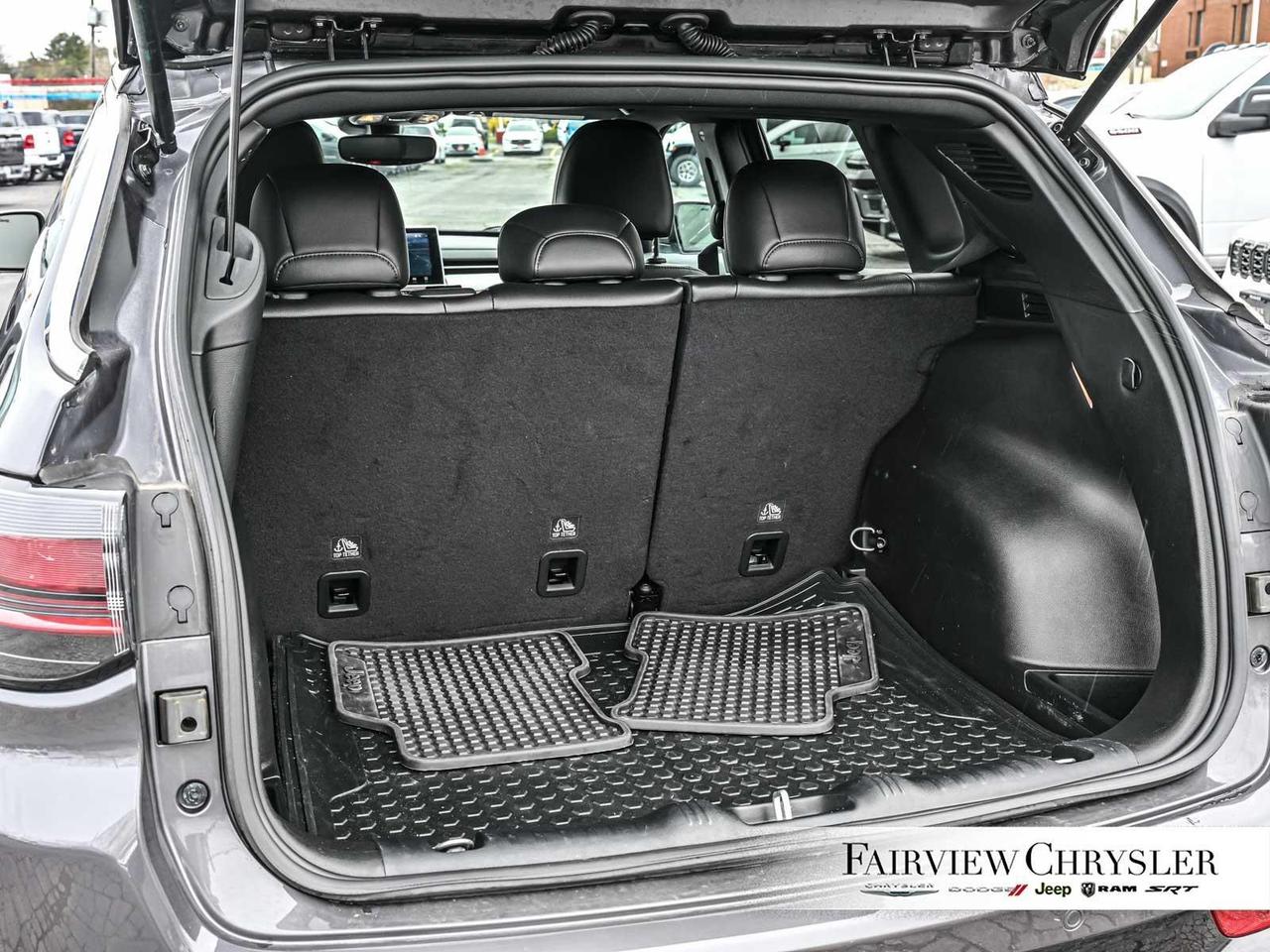 2024 Jeep Compass Limited ELITE PKG   NAV   PWR TAILGATE   CARPLAY Photo