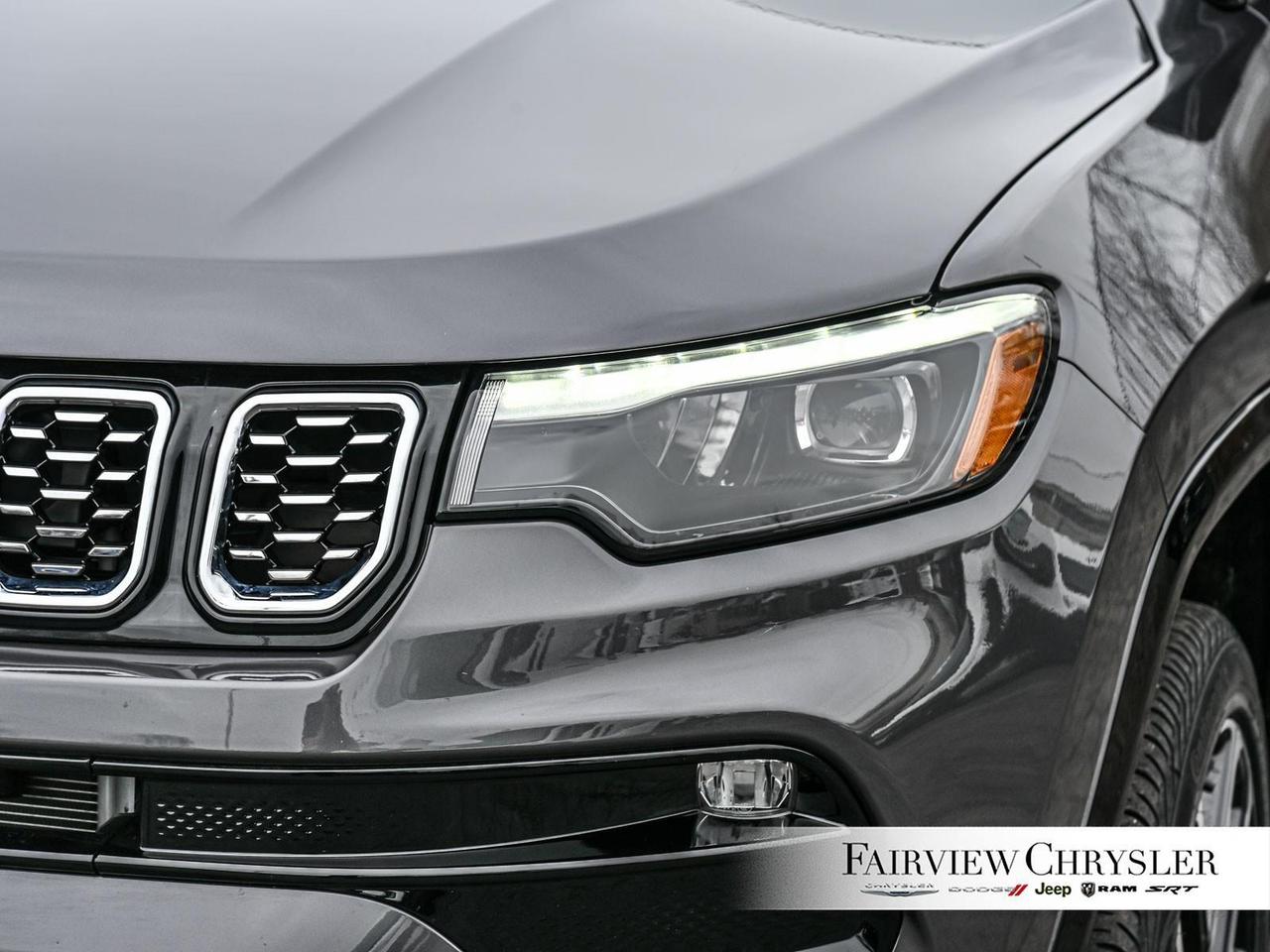 2024 Jeep Compass Limited ELITE PKG   NAV   PWR TAILGATE   CARPLAY Photo