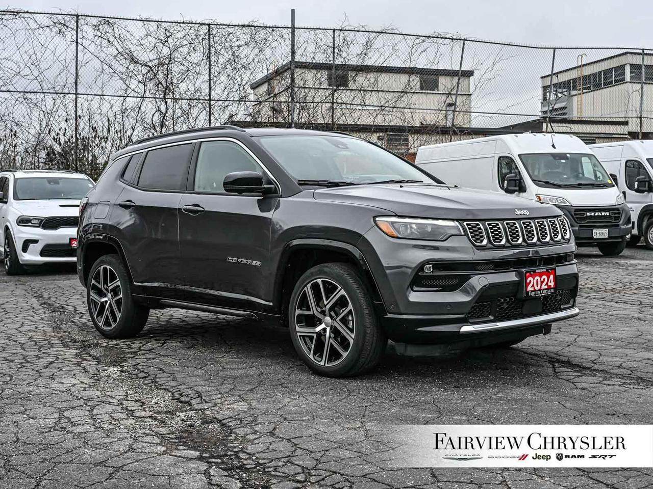 2024 Jeep Compass Limited ELITE PKG   NAV   PWR TAILGATE   CARPLAY Photo