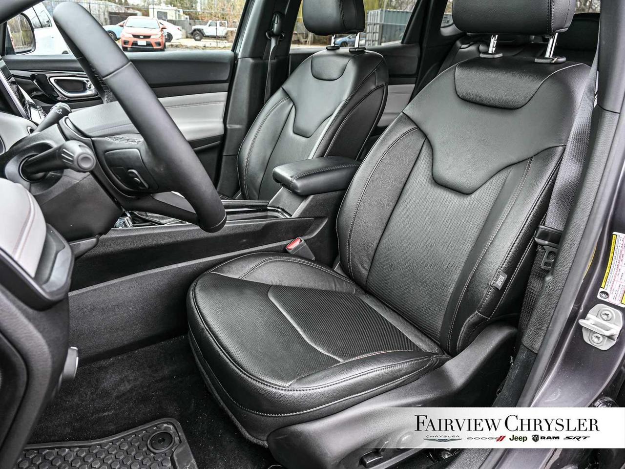 2024 Jeep Compass Limited ELITE PKG   NAV   PWR TAILGATE   CARPLAY Photo