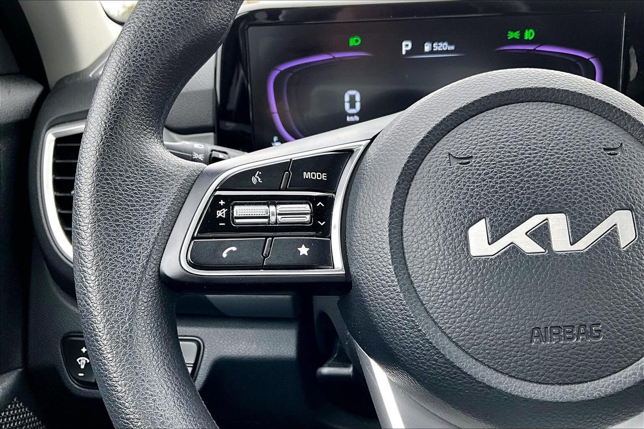 2026 Kia Seltos LX AWD   HEATED SEATS   BLIND SPOT ALERT   CARPLAY Photo