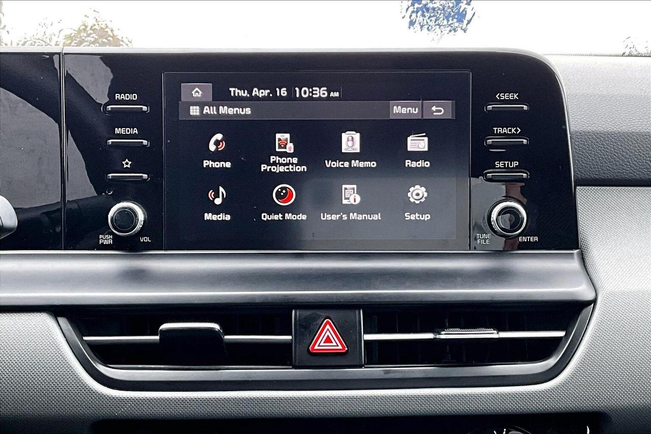 2026 Kia Seltos LX AWD   HEATED SEATS   BLIND SPOT ALERT   CARPLAY Photo