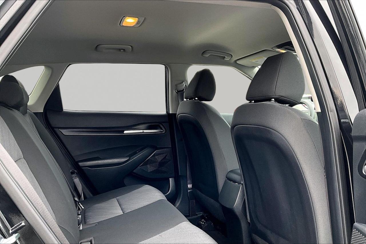 2026 Kia Seltos LX AWD   HEATED SEATS   BLIND SPOT ALERT   CARPLAY Photo