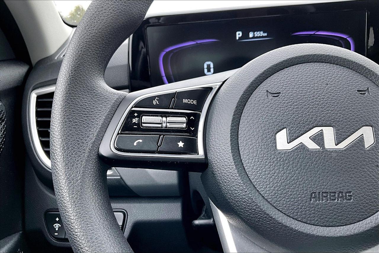 2026 Kia Seltos LX AWD   HEATED SEATS   BLIND SPOT ALERT   CARPLAY Photo