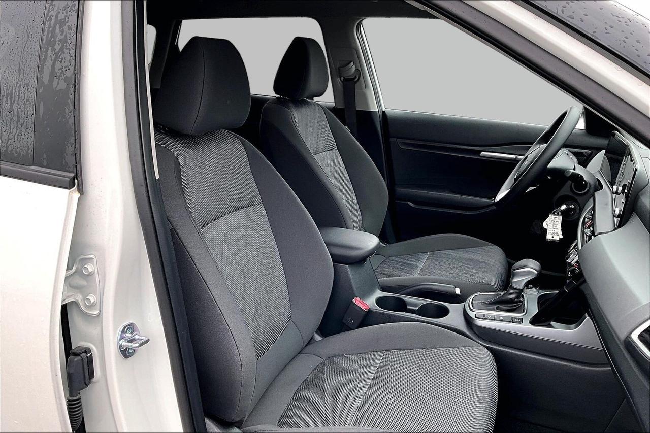 2026 Kia Seltos LX AWD   HEATED SEATS   BLIND SPOT ALERT   CARPLAY Photo
