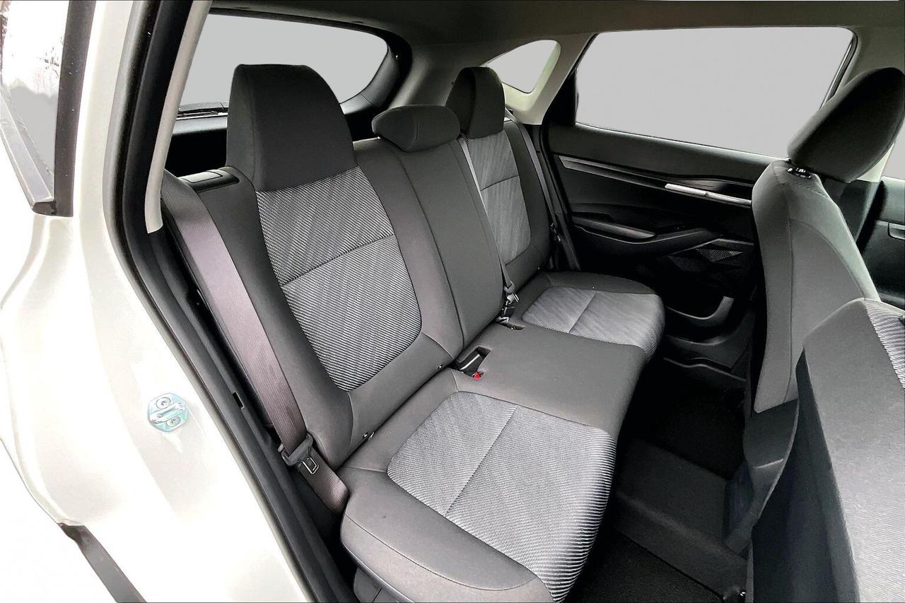 2026 Kia Seltos LX AWD   HEATED SEATS   BLIND SPOT ALERT   CARPLAY Photo