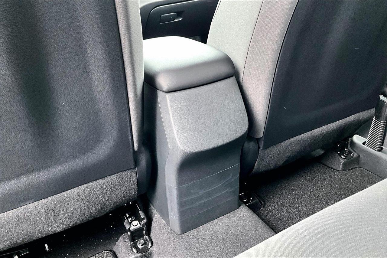 2026 Kia Seltos LX AWD   HEATED SEATS   BLIND SPOT ALERT   CARPLAY Photo