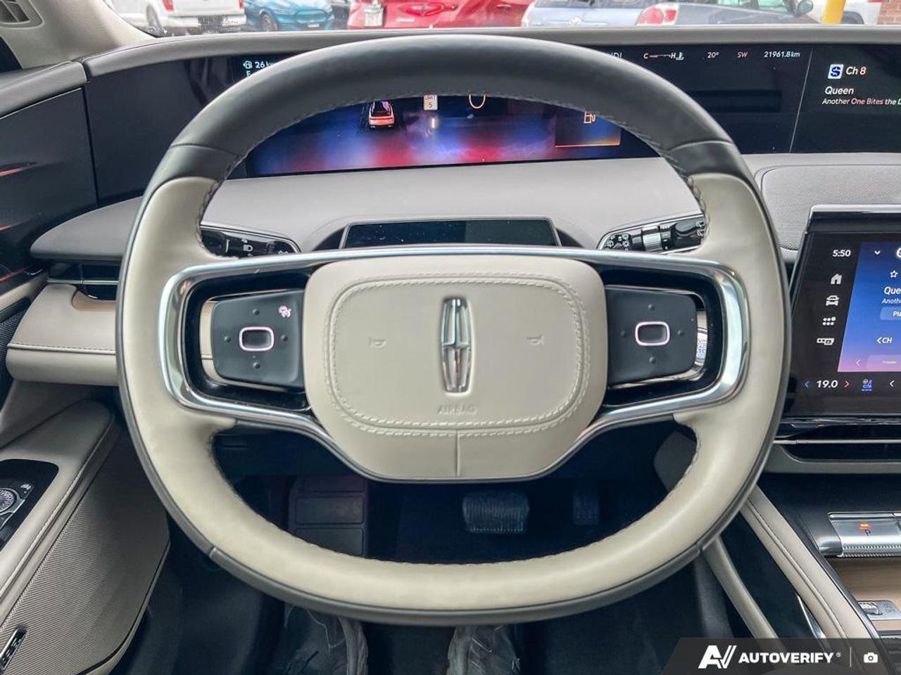 2024 Lincoln Nautilus Reserve   202A   HTD STEER WHEEL   LTHR Photo