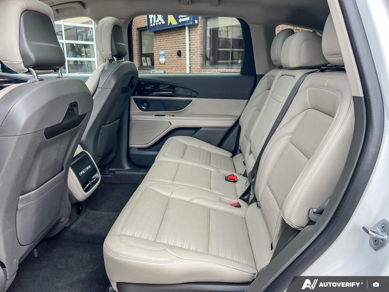 2024 Lincoln Nautilus Reserve   202A   HTD STEER WHEEL   LTHR Photo