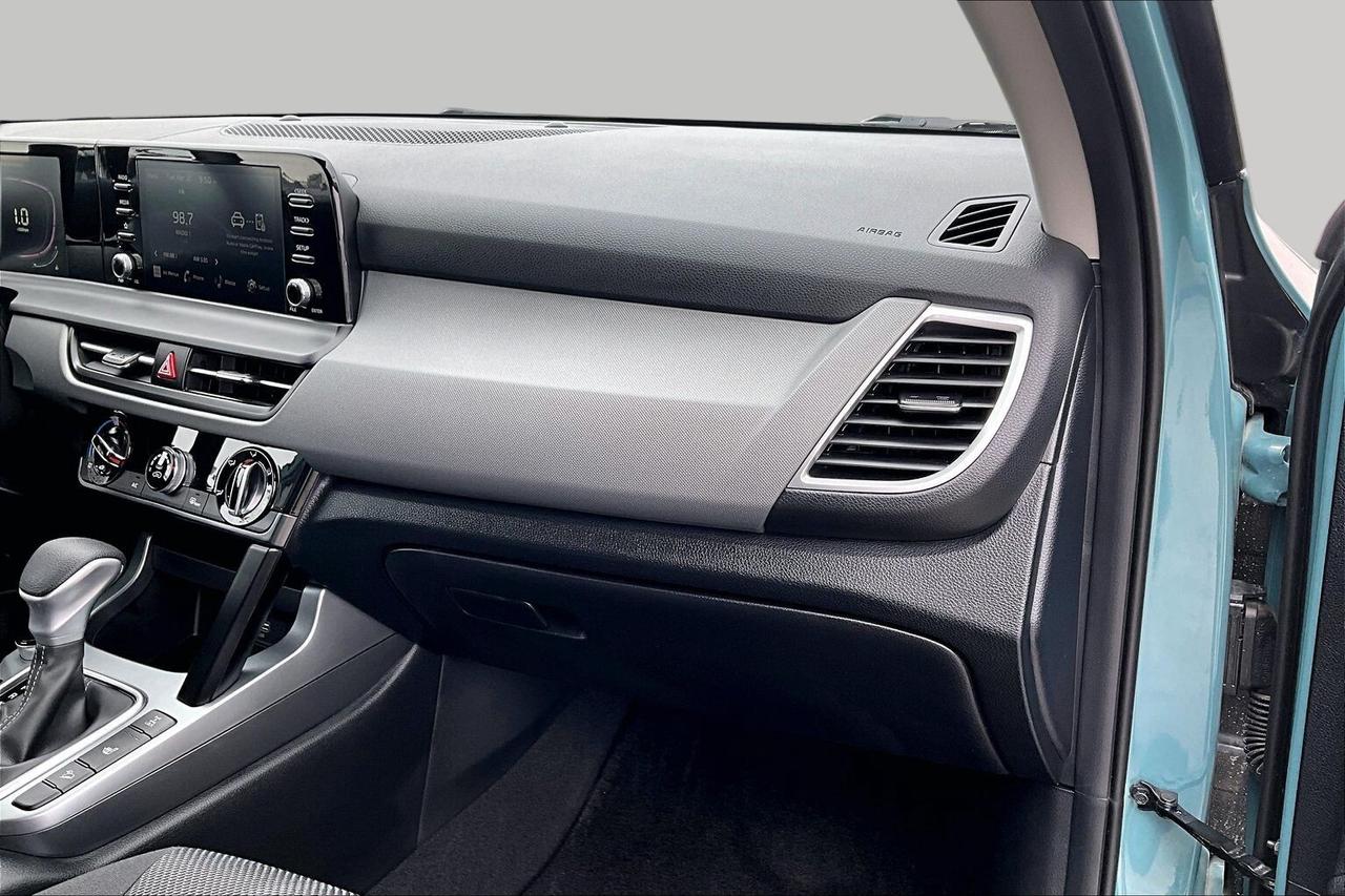 2026 Kia Seltos LX AWD   HEATED SEATS   BLIND SPOT ALERT   CARPLAY Photo