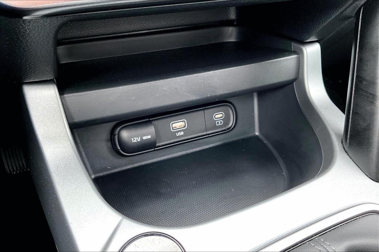 2025 Kia Seltos LX AWD   HEATED SEATS   BLIND SPOT ALERT   CARPLAY Photo