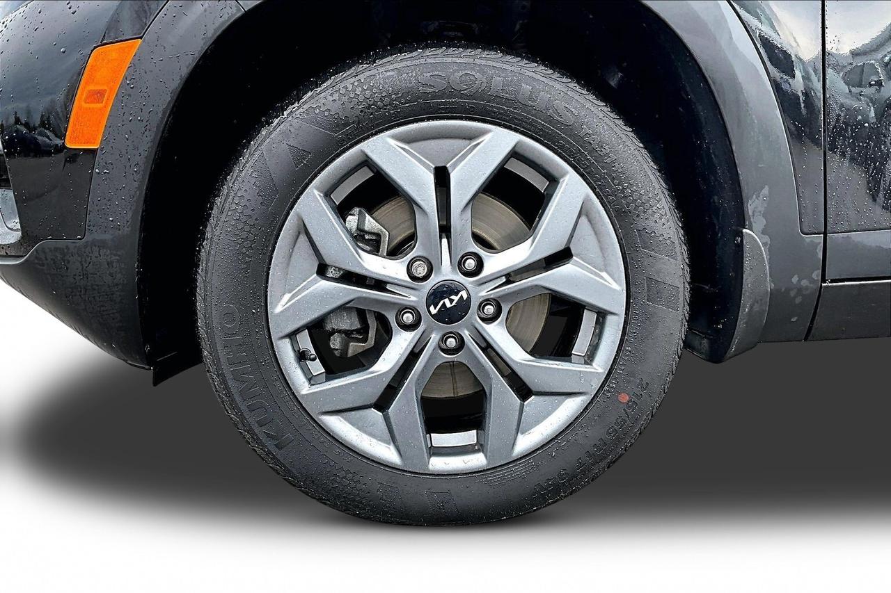 2025 Kia Seltos LX AWD   HEATED SEATS   BLIND SPOT ALERT   CARPLAY Photo