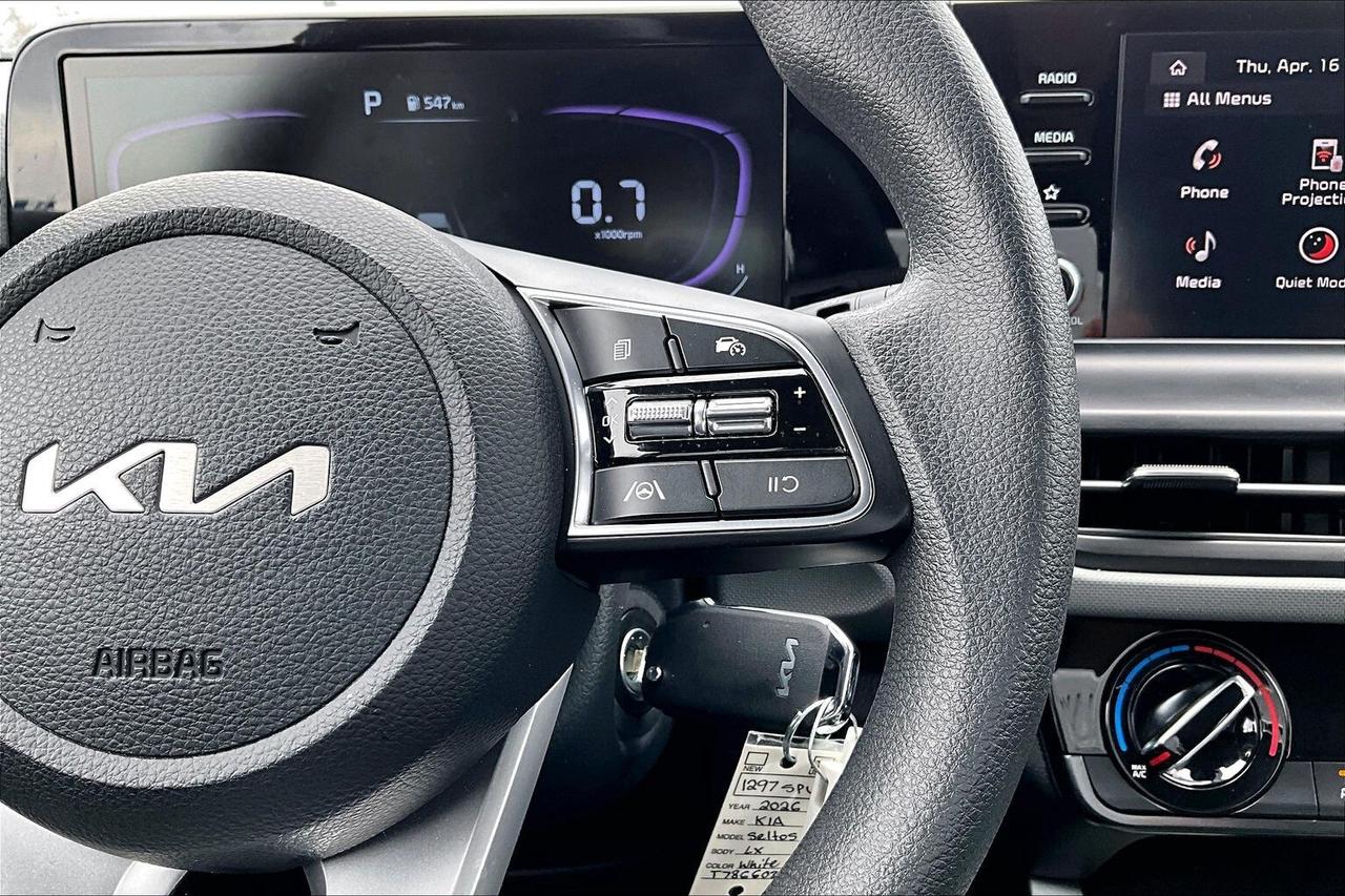 2026 Kia Seltos LX AWD   HEATED SEATS   BLIND SPOT ALERT   CARPLAY Photo