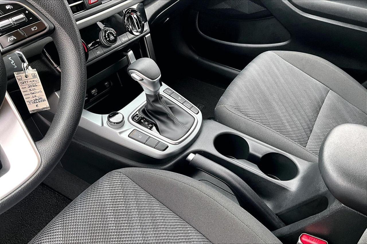 2026 Kia Seltos LX AWD   HEATED SEATS   BLIND SPOT ALERT   CARPLAY Photo