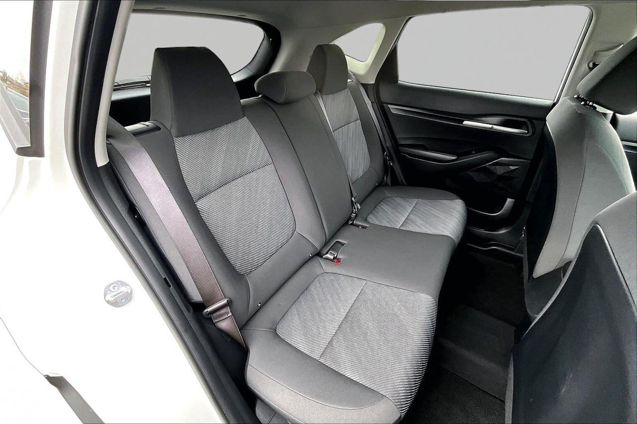 2026 Kia Seltos LX AWD   HEATED SEATS   BLIND SPOT ALERT   CARPLAY Photo