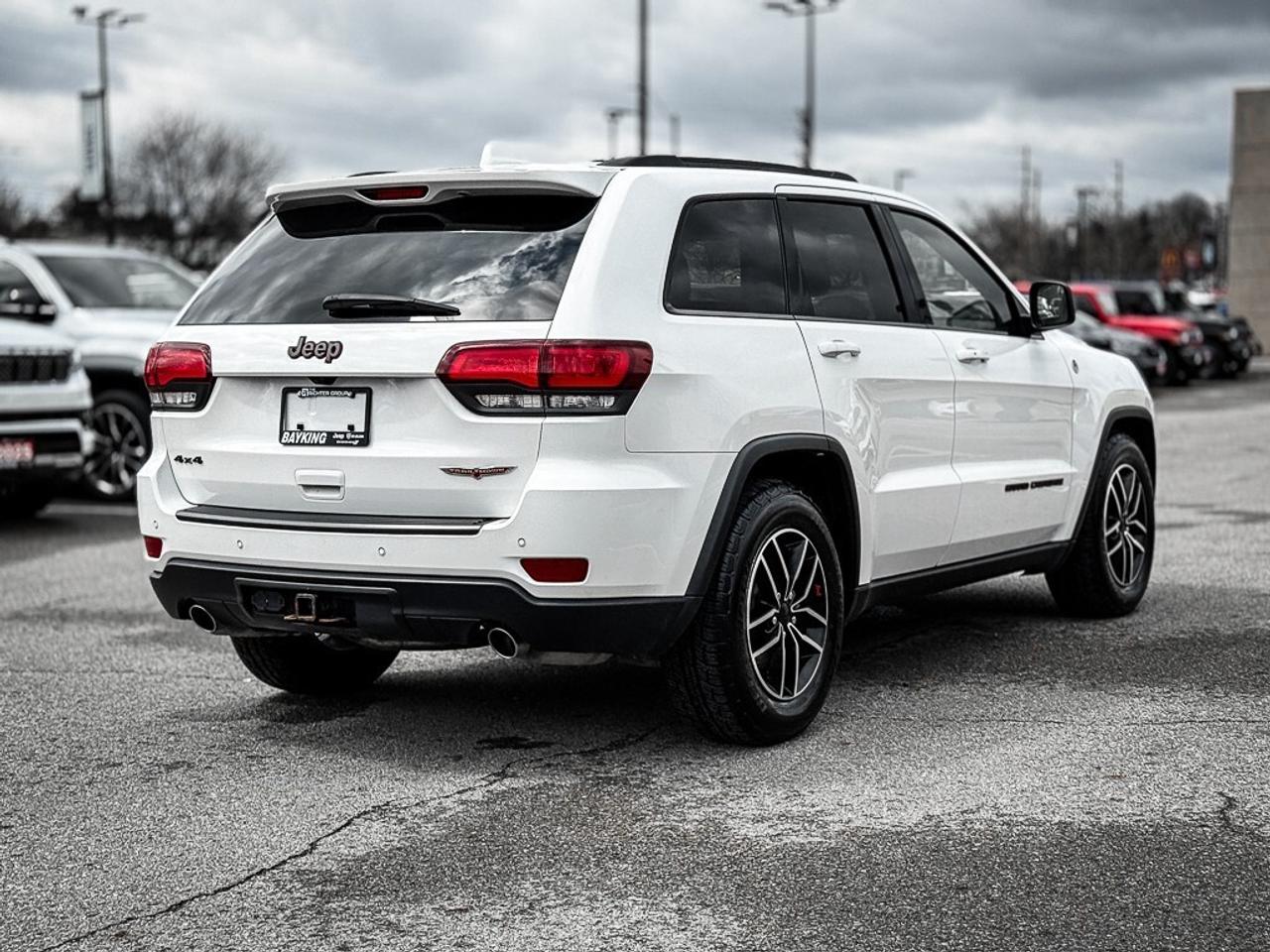 2021 Jeep Grand Cherokee Trailhawk   HEATED/VENTED LEATHER   PANO ROOF   BL Photo4
