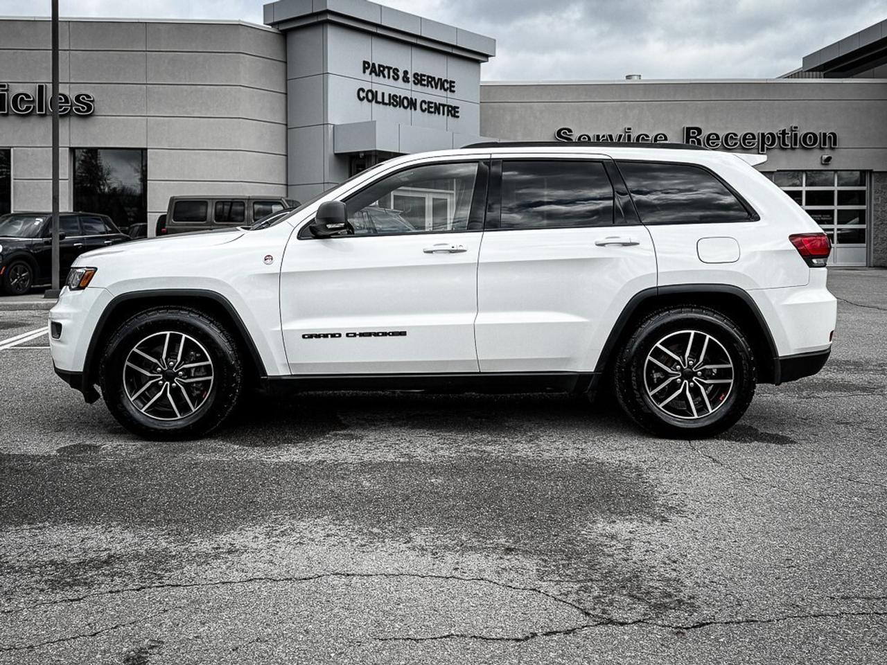 2021 Jeep Grand Cherokee Trailhawk   HEATED/VENTED LEATHER   PANO ROOF   BL Photo