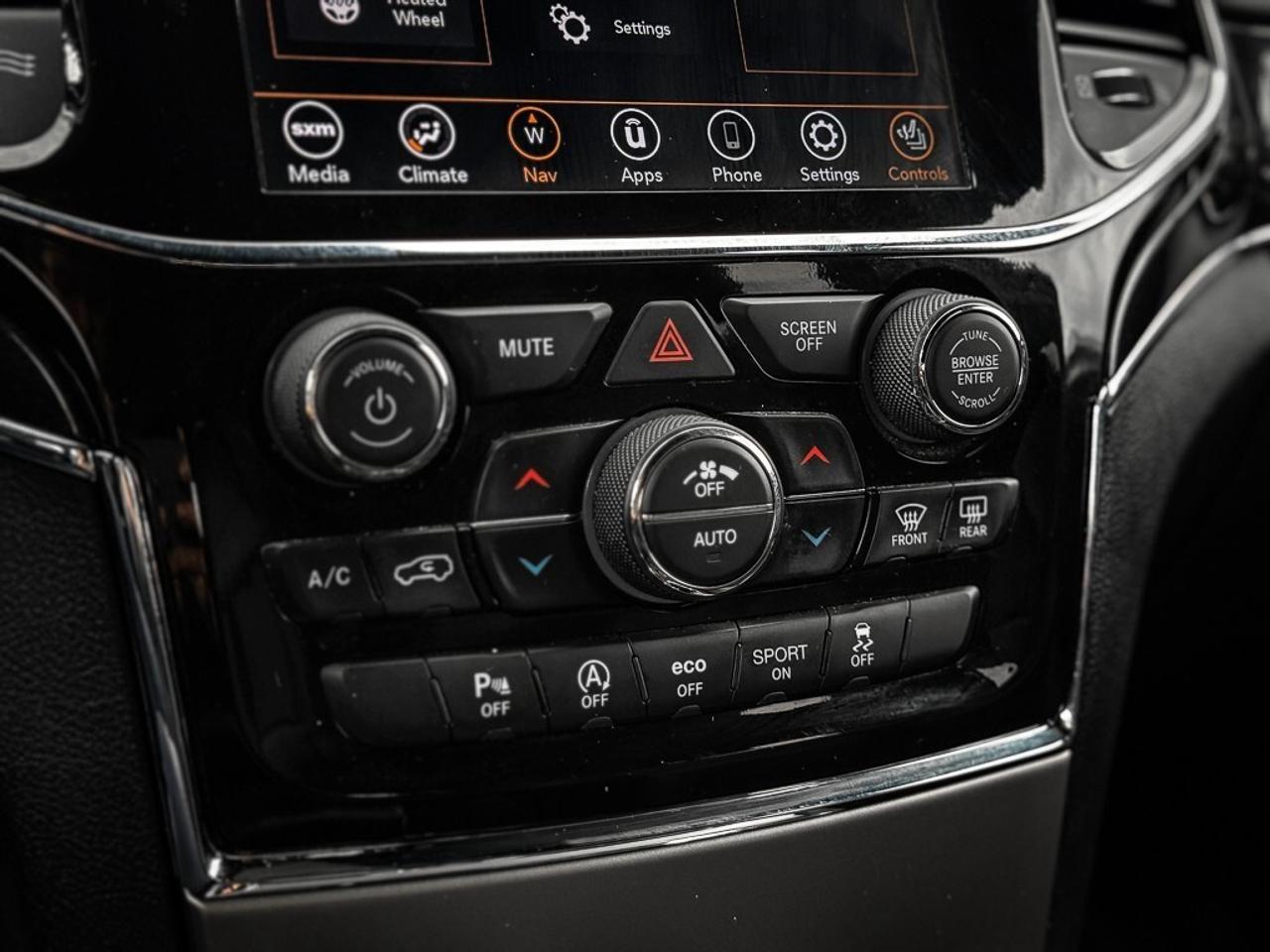 2021 Jeep Grand Cherokee Trailhawk   HEATED/VENTED LEATHER   PANO ROOF   BL Photo