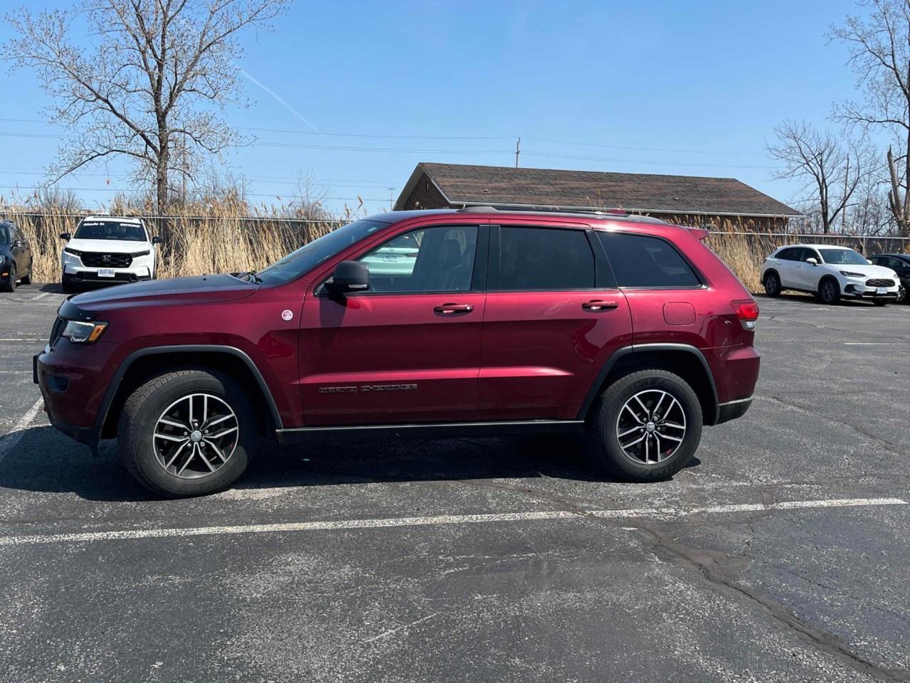 2018 Jeep Grand Cherokee Trailhawk 4dr 4x4 Photo2