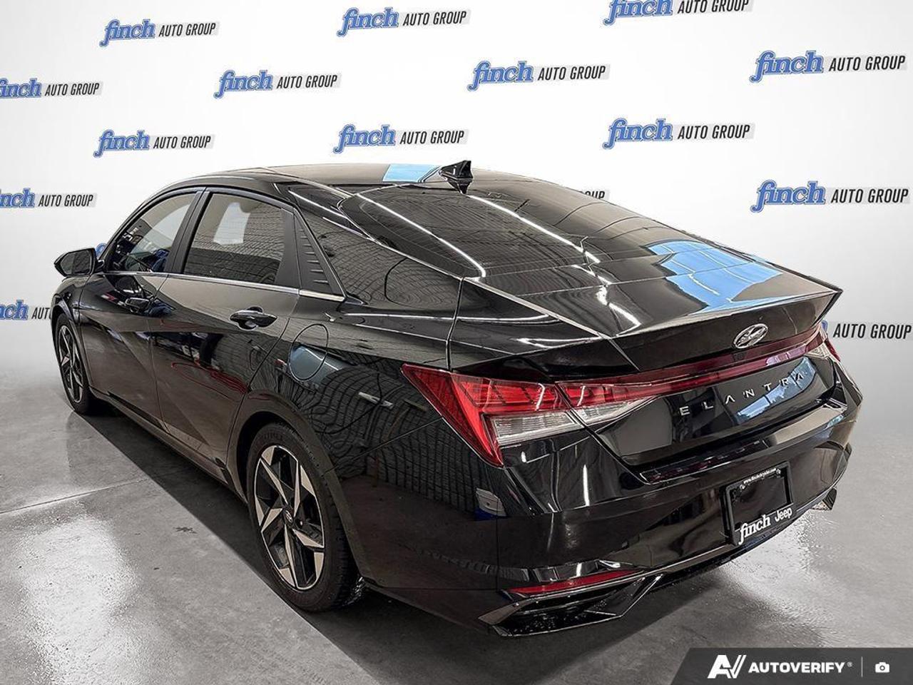 2021 Hyundai Elantra Ultimate Tech 4dr Sedan Photo3