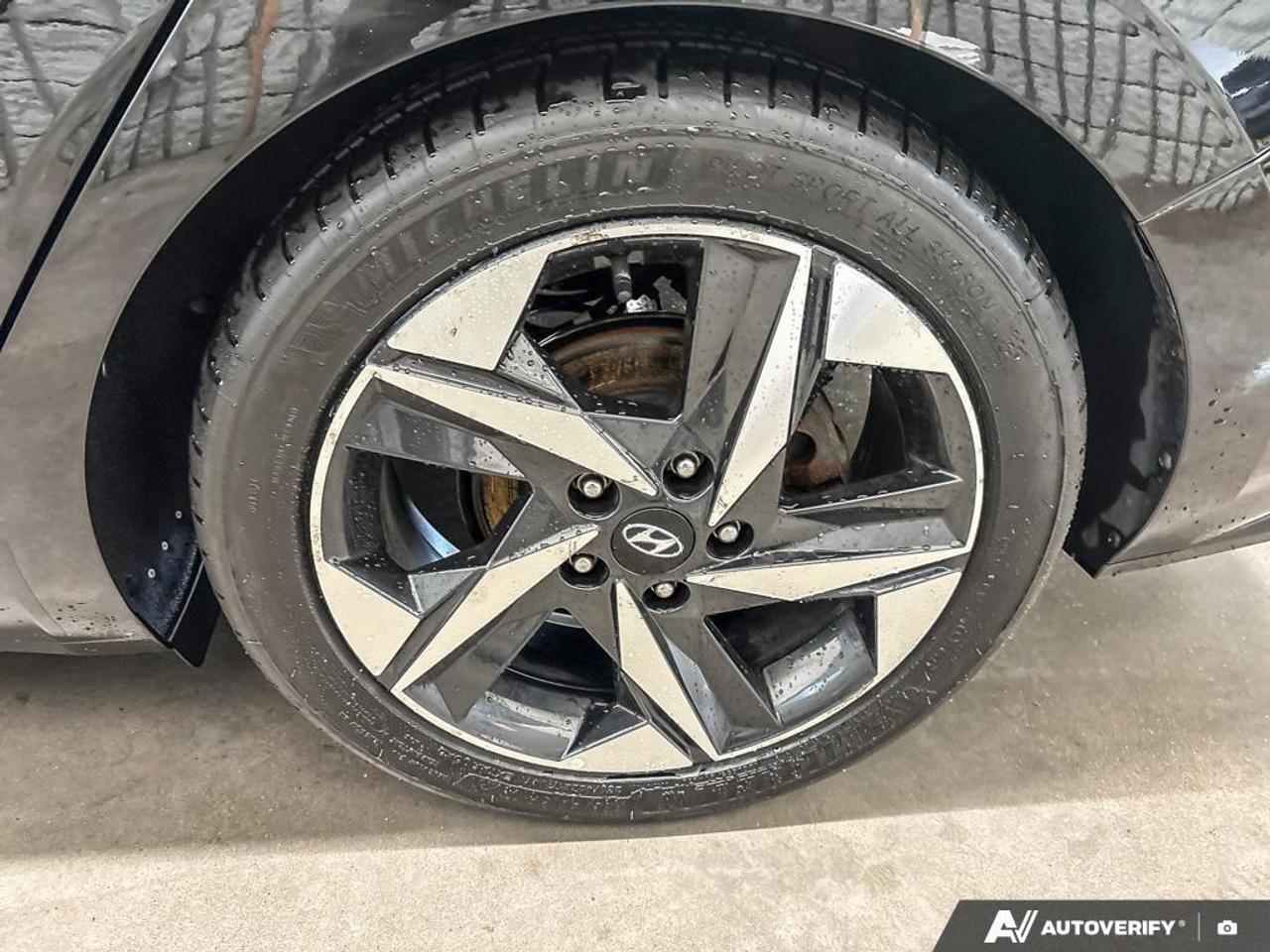 2021 Hyundai Elantra Ultimate Tech 4dr Sedan Photo