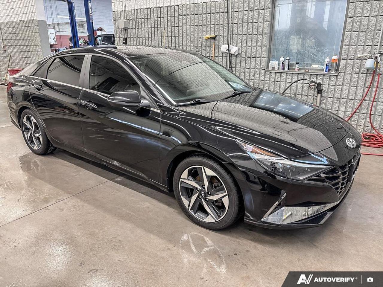 2021 Hyundai Elantra Ultimate Tech 4dr Sedan Photo