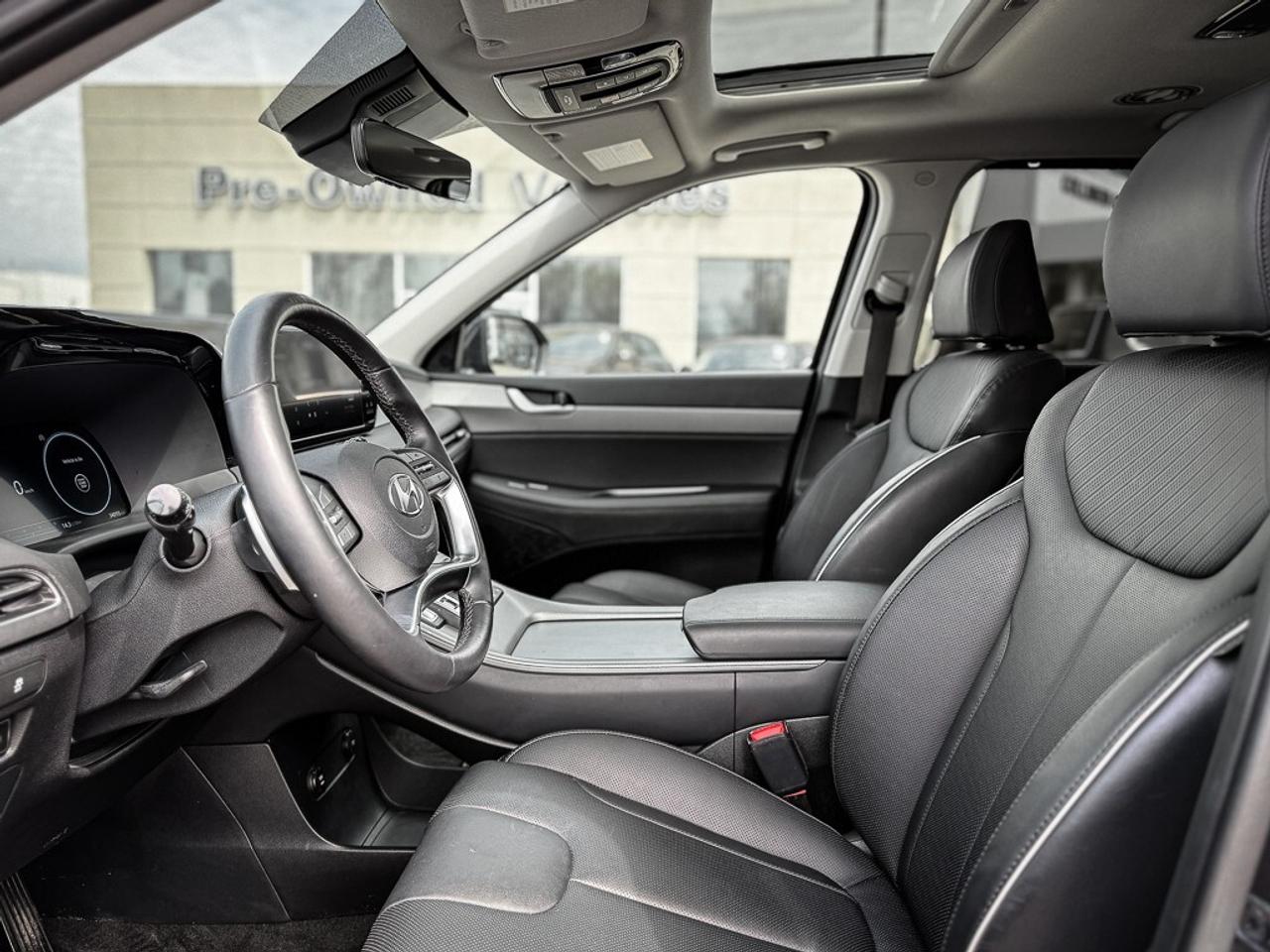 2025 Hyundai PALISADE Urban 7 Passenger   AWD   BLINDSPOT   LANE KEEP Photo