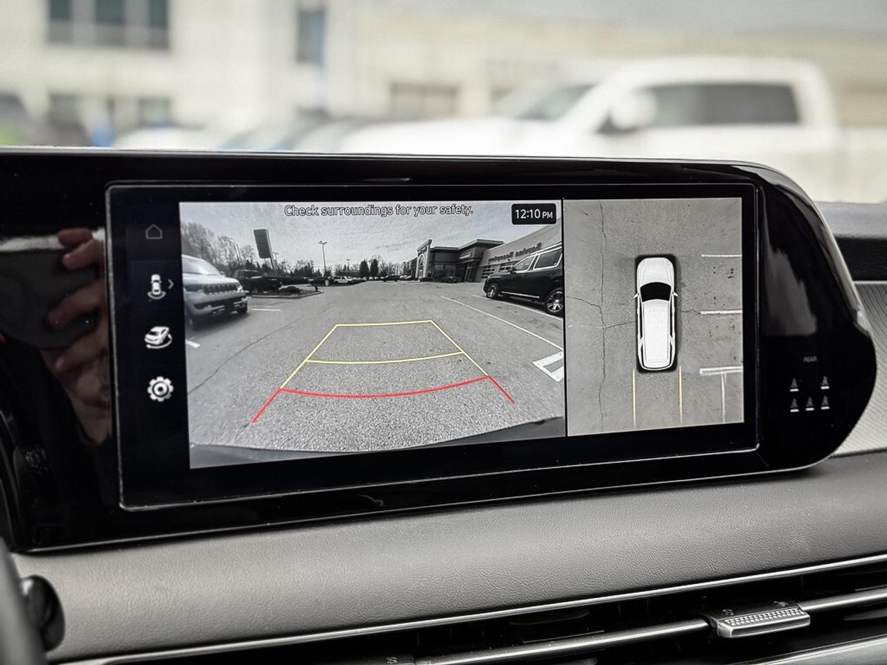 2025 Hyundai PALISADE Urban 7 Passenger   AWD   BLINDSPOT   LANE KEEP Photo