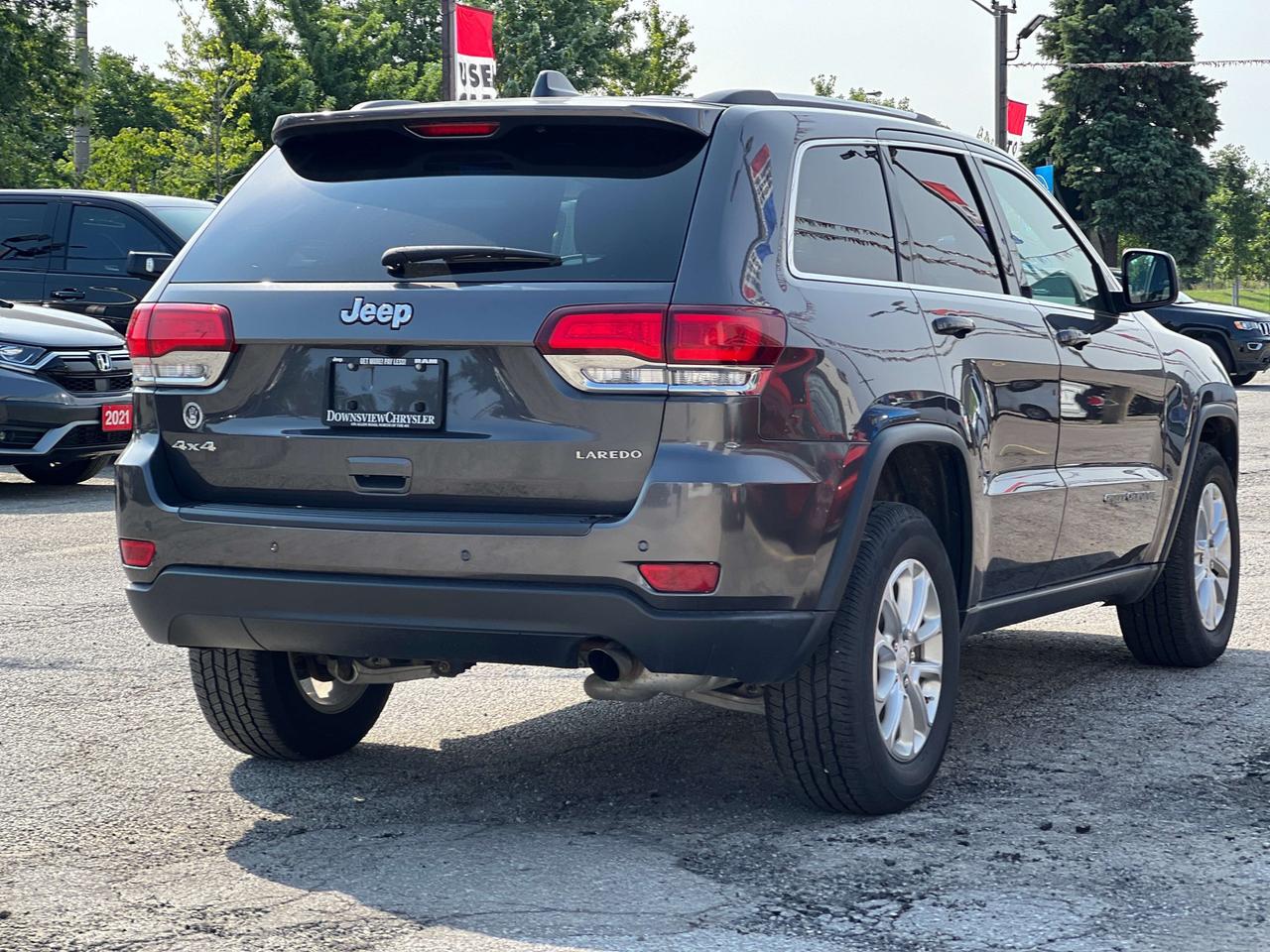 2021 Jeep Grand Cherokee Laredo w/Heated Seats & Steering Wheel, Park Assis Photo