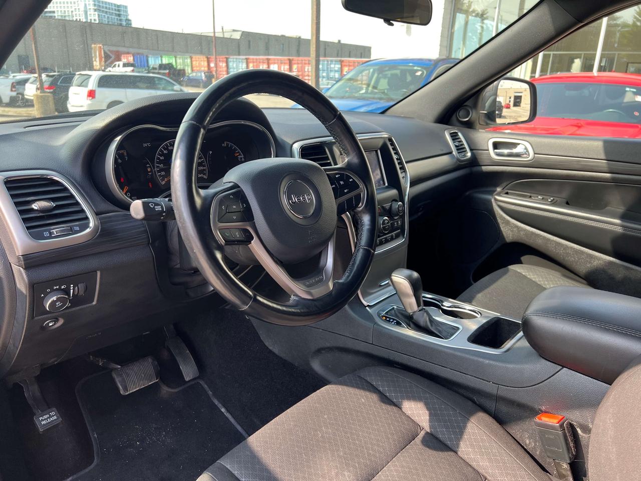 2021 Jeep Grand Cherokee Laredo w/Heated Seats & Steering Wheel, Park Assis Photo