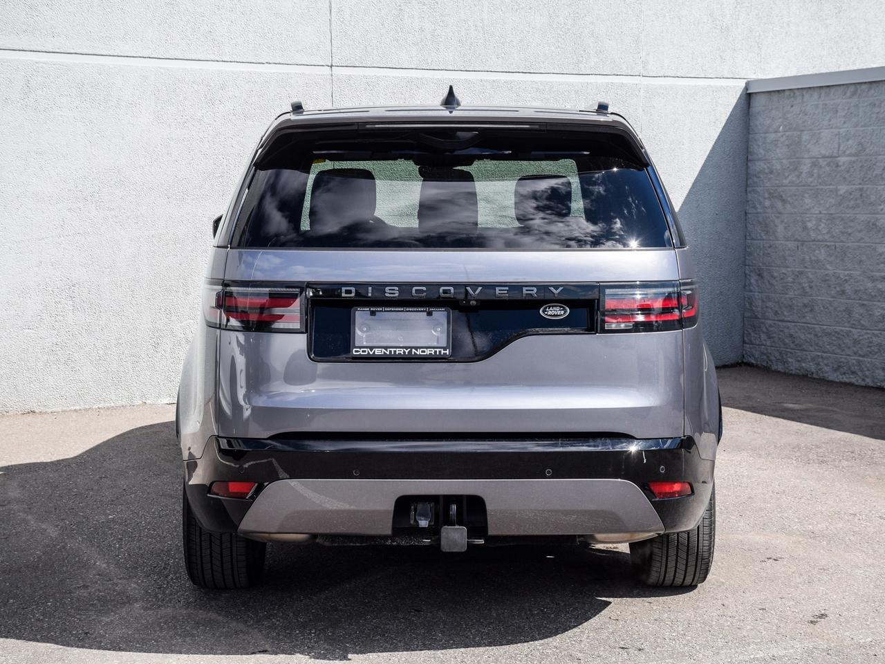 2022 Land Rover Discovery P300 R-Dynamic S Photo