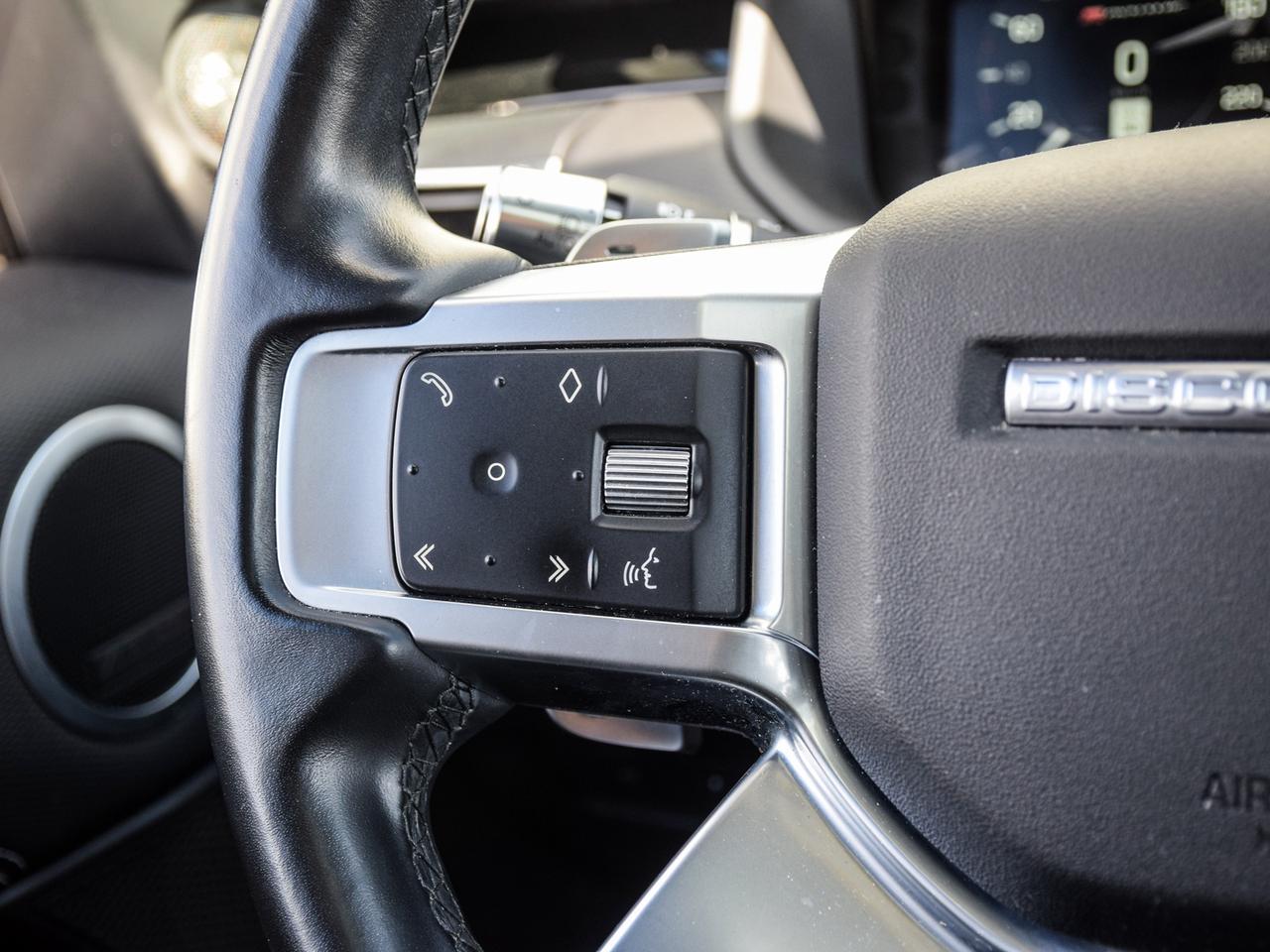 2022 Land Rover Discovery P300 R-Dynamic S Photo