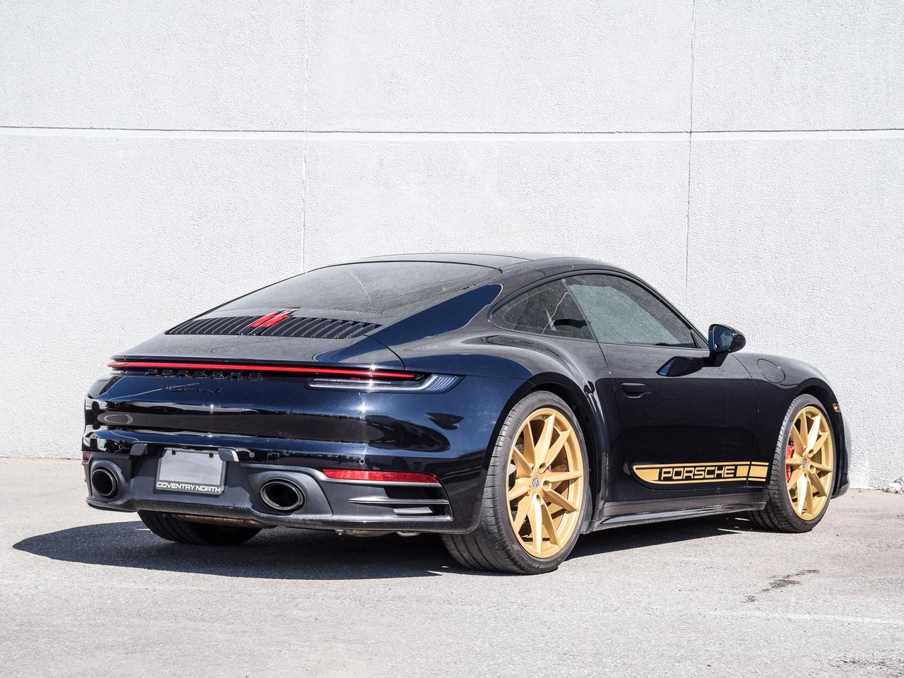 2020 Porsche 911 SPORT & PREMIUM PACK GLASS SUNROOF - ONE PRICE Photo3