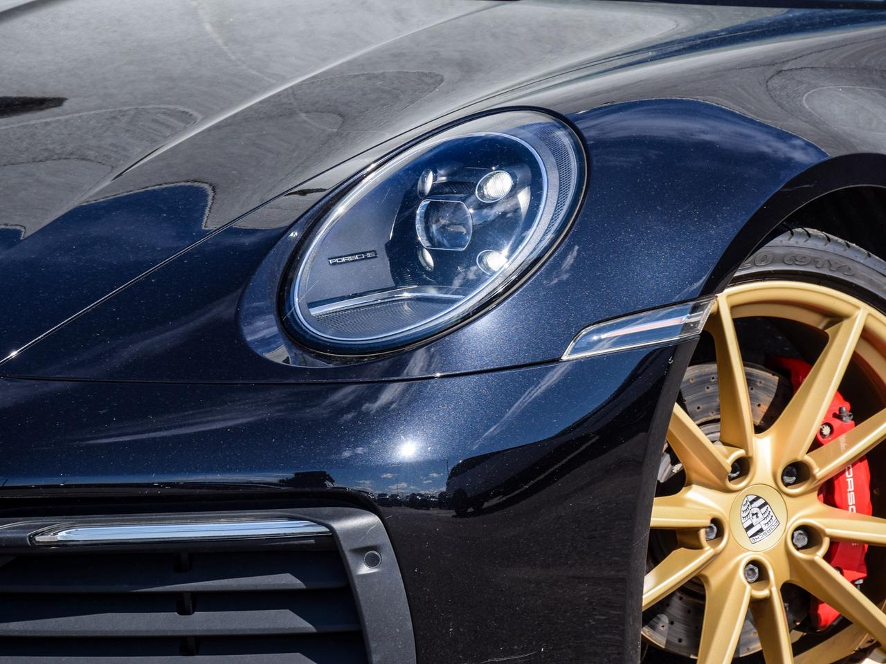2020 Porsche 911 SPORT & PREMIUM PACK GLASS SUNROOF - ONE PRICE Photo