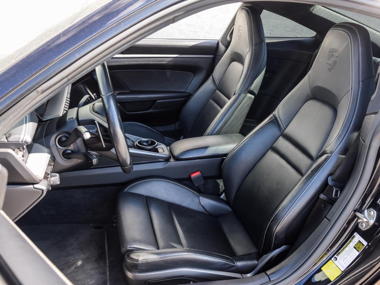 2020 Porsche 911 SPORT & PREMIUM PACK GLASS SUNROOF - ONE PRICE Photo