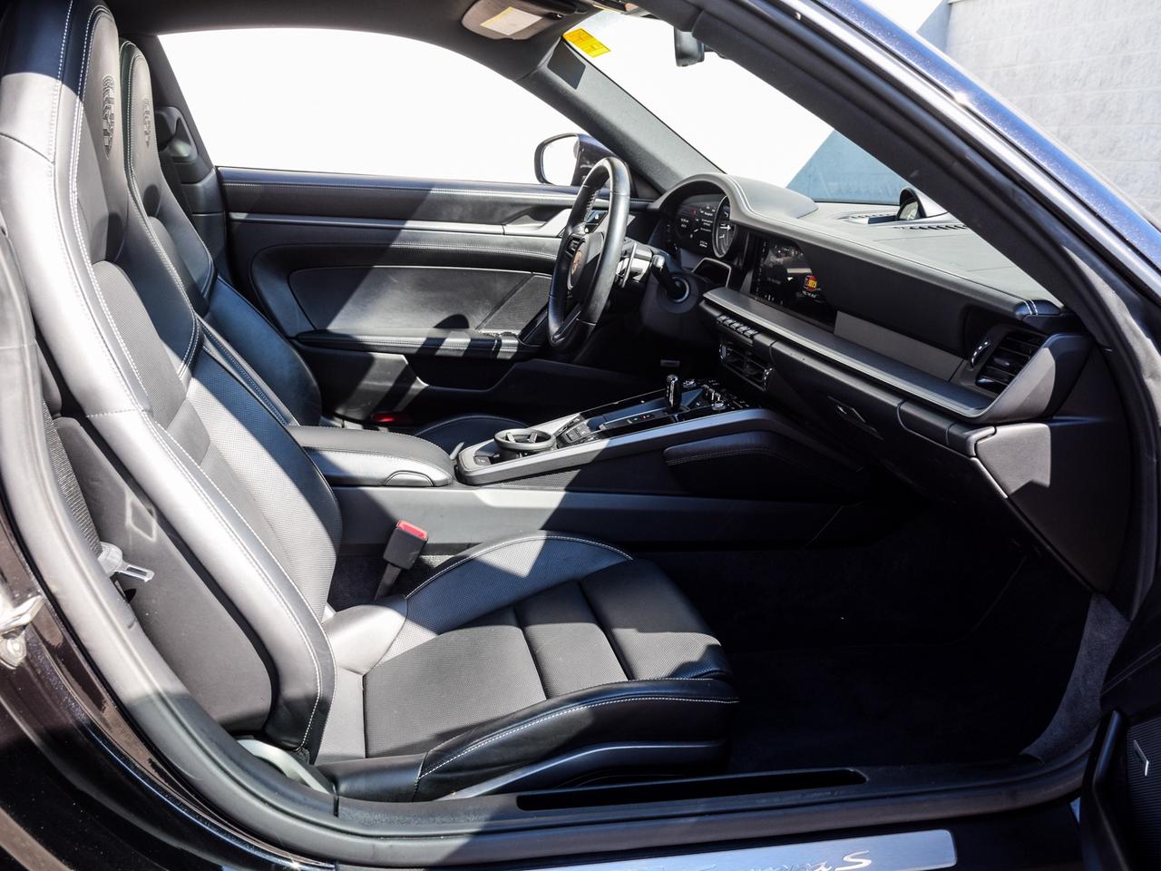 2020 Porsche 911 SPORT & PREMIUM PACK GLASS SUNROOF - ONE PRICE Photo