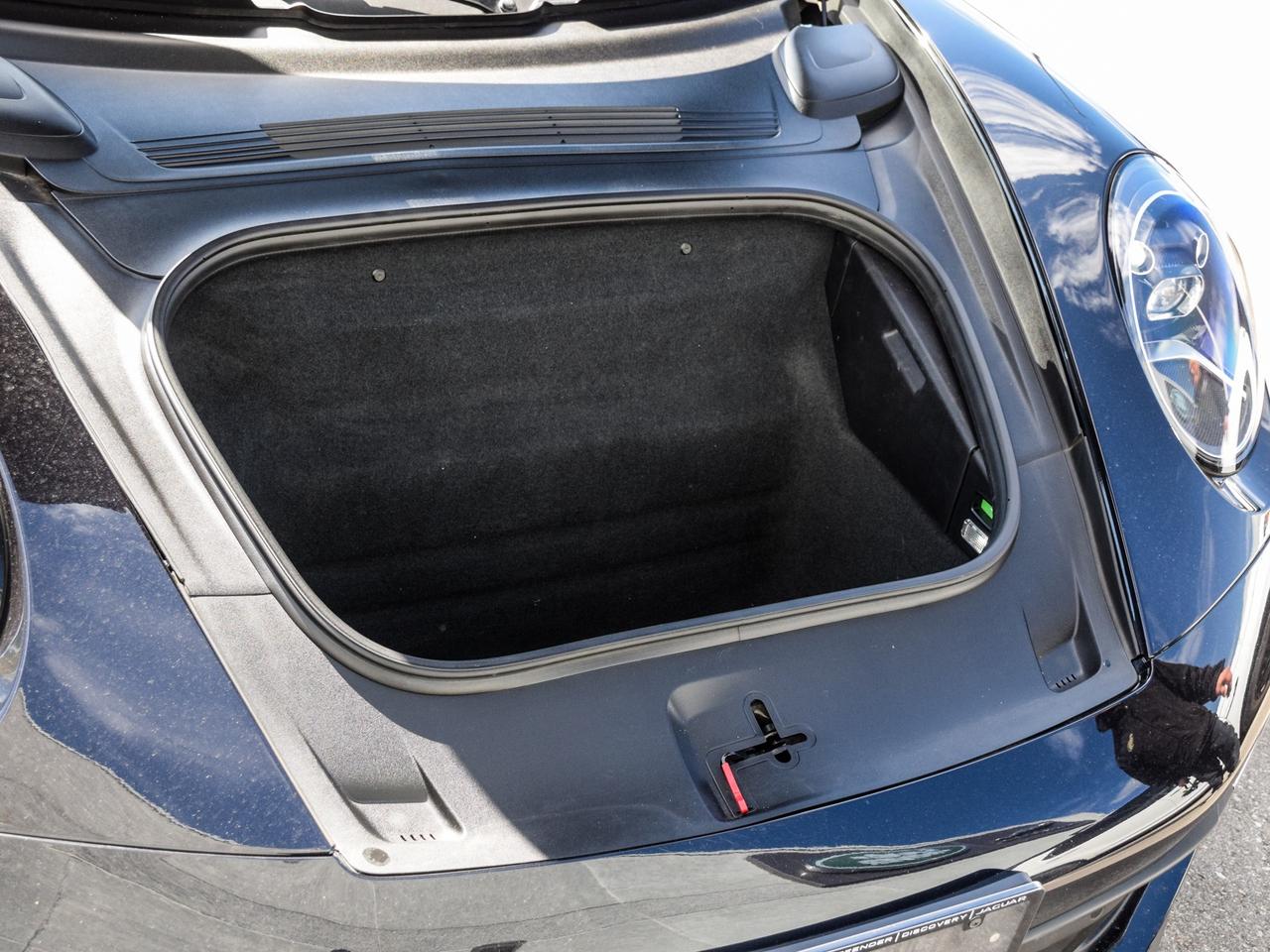2020 Porsche 911 SPORT & PREMIUM PACK GLASS SUNROOF - ONE PRICE Photo