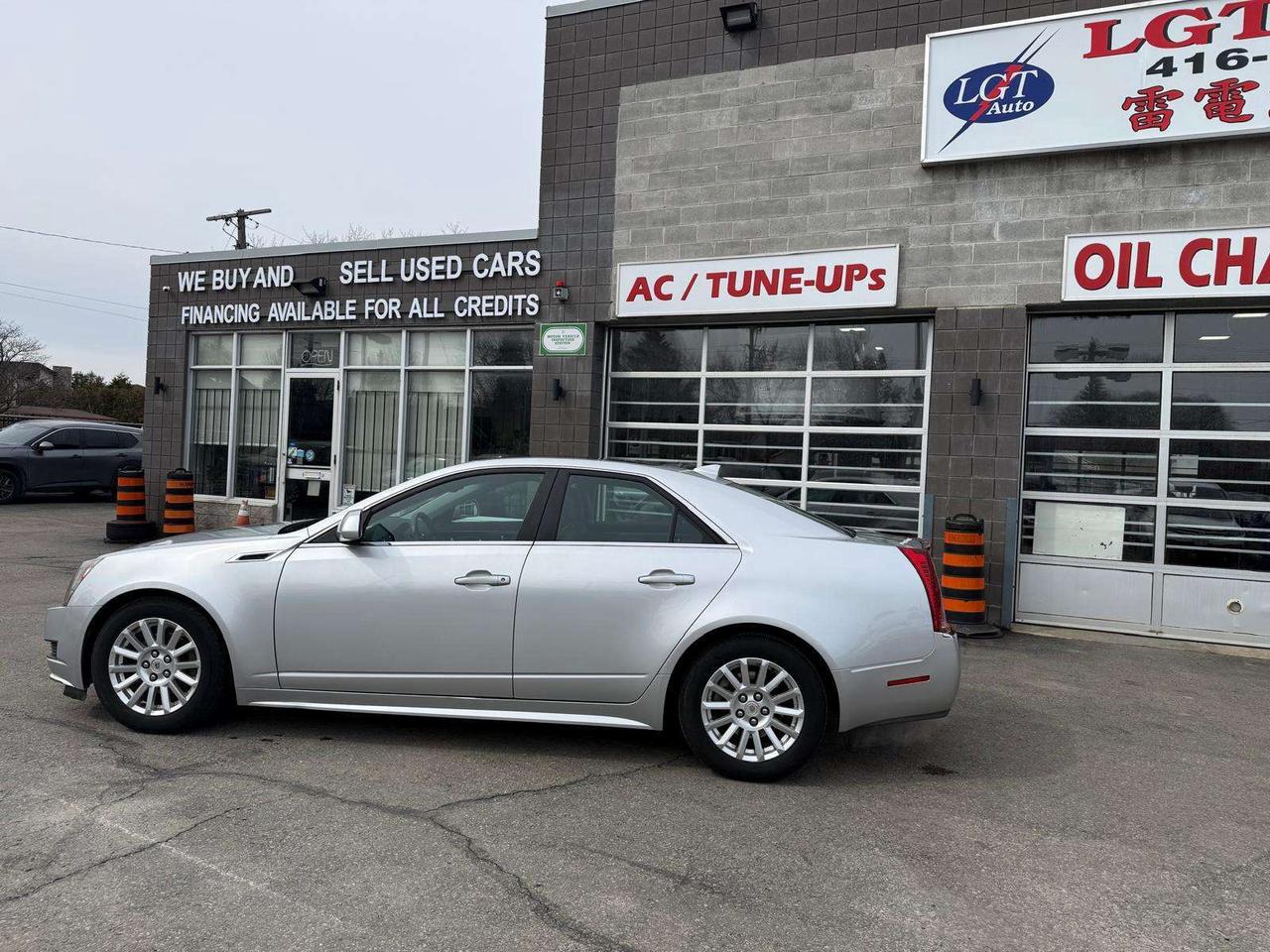 2011 Cadillac CTS Leather Photo4