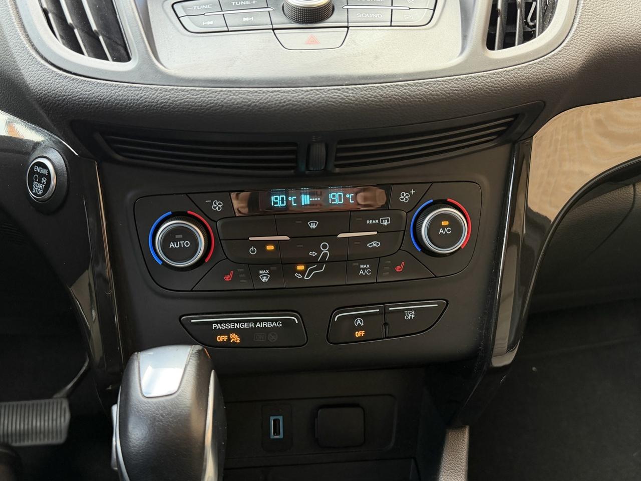 2019 Ford Escape SEL 4WD   Leather   Remote Start   Power Liftgate Photo