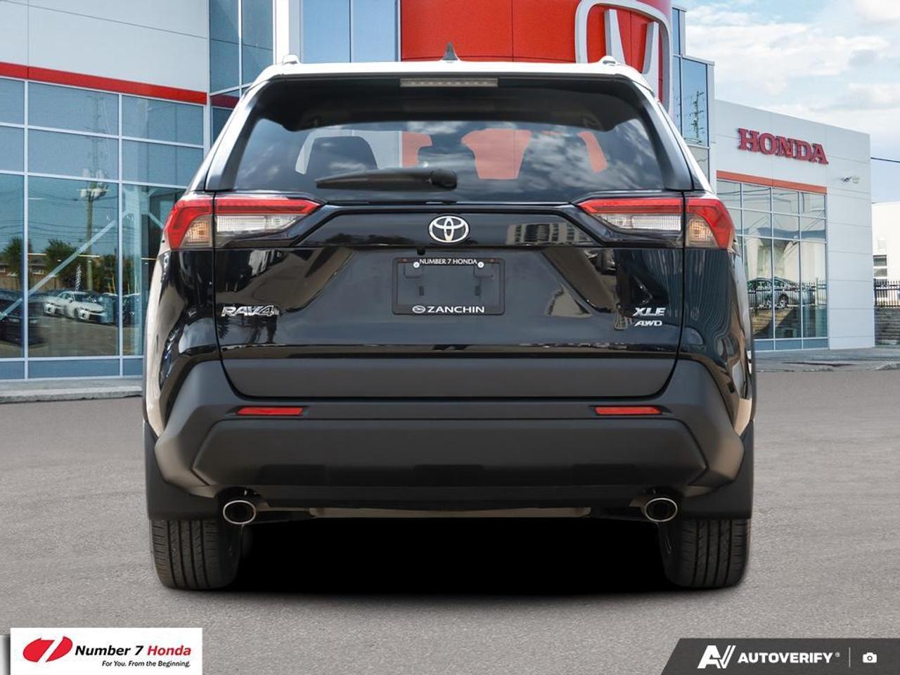 2022 Toyota RAV4 XLE *NO REPORTED ACCIDENTS*ONE OWNER* Photo4