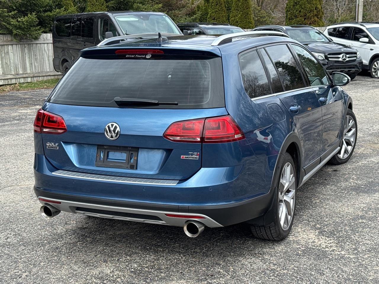 2017 Volkswagen Golf Alltrack All Track TSI, Bluetooth, Back Up Cam Photo